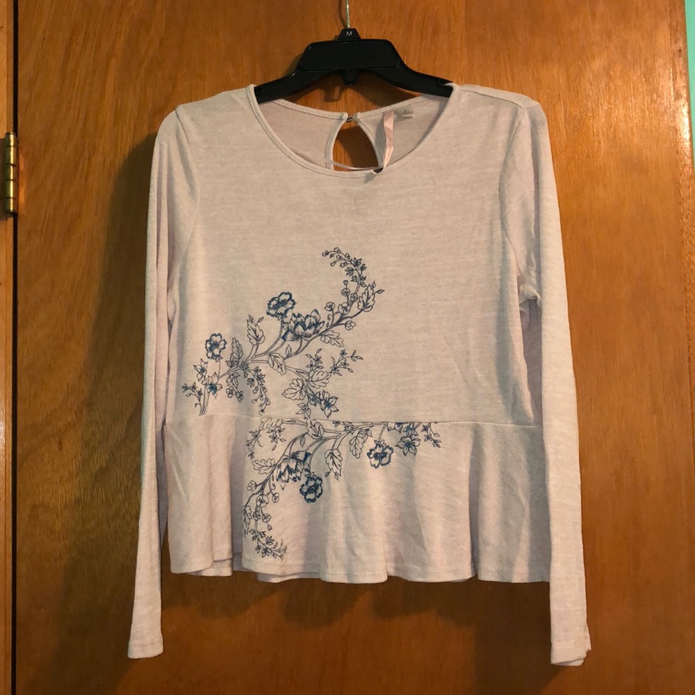 Long sleeve top